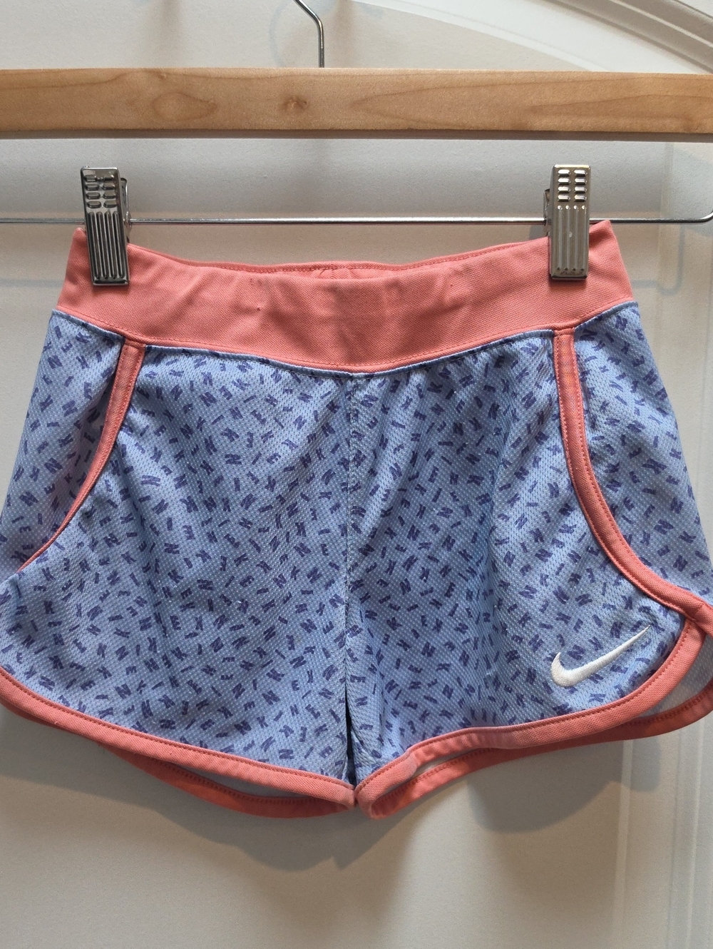 Nike Tempo Athletic Shorts in Blue & Pink Size Medium